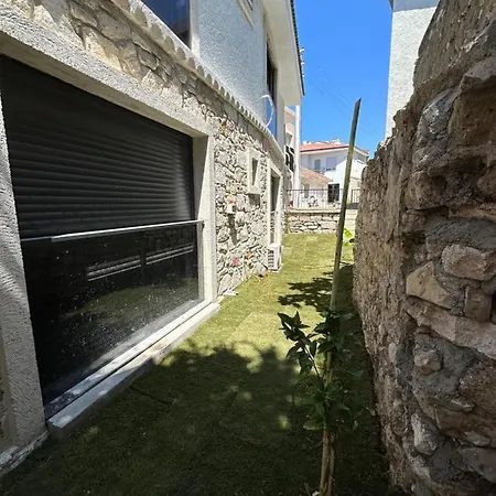 Corner Of Paradise House Cesme